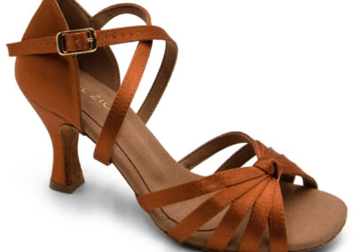 capezio_julia_2.5_ballroom_shoe_cinnamon_br4000w_1